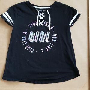 Black tee in kids XL